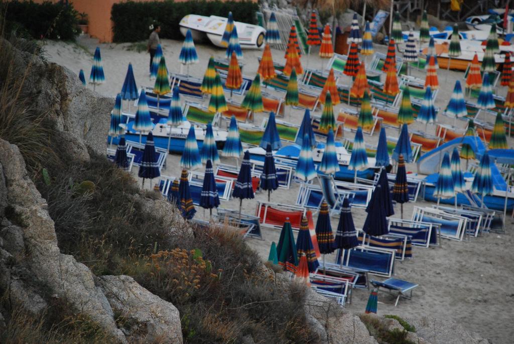 Residence Hotel La Taverna Capo Vaticano Exterior photo