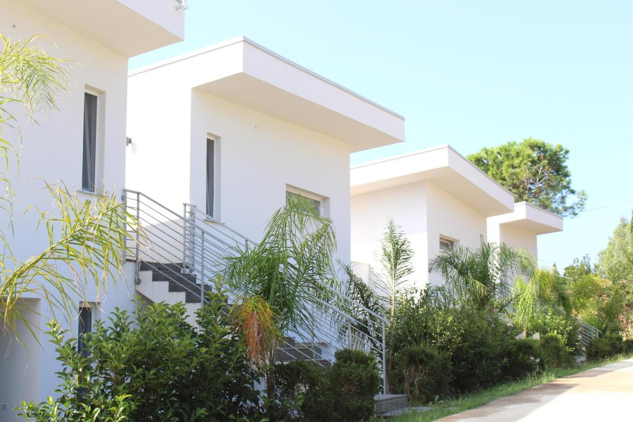 Residence Hotel La Taverna Capo Vaticano Exterior photo